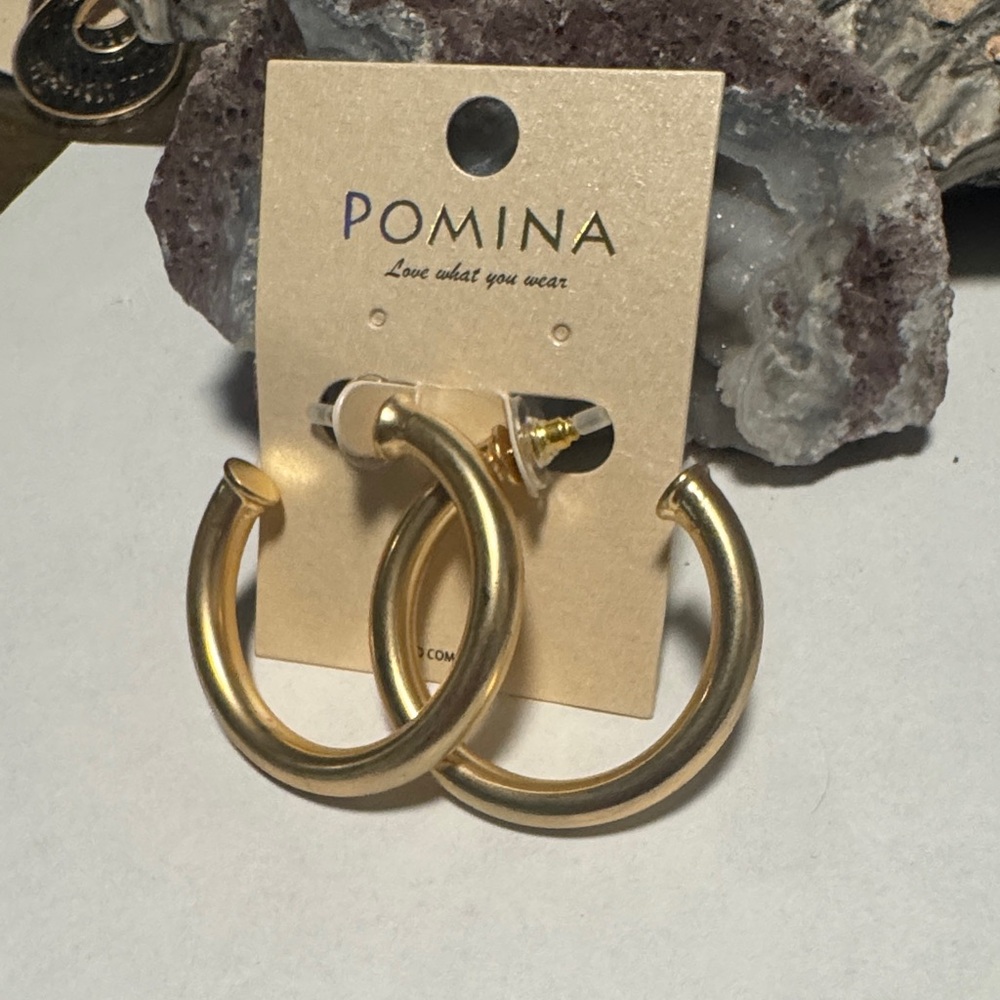 Pomina Gold Hoop Earrings — Polished Thick Hoops. (BJ111) - Picture 2 of 3